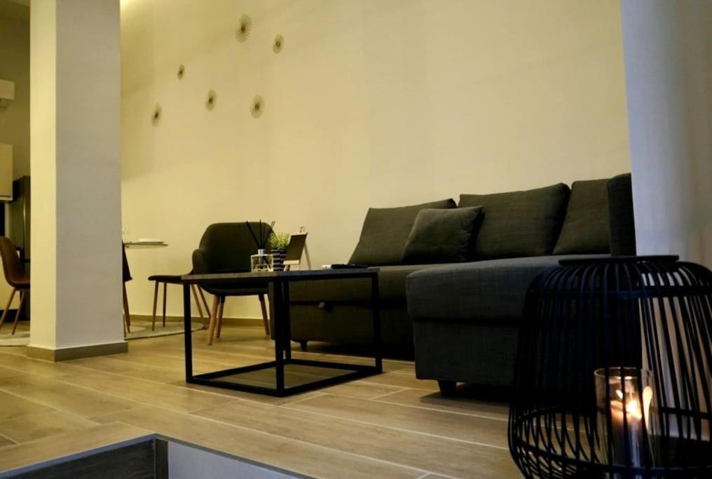 Cosy Loft Apartment พาทรา ภายนอก รูปภาพ