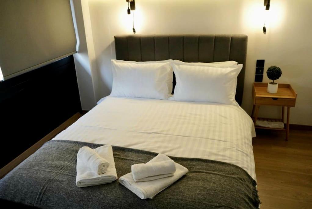 Cosy Loft Apartment พาทรา ภายนอก รูปภาพ