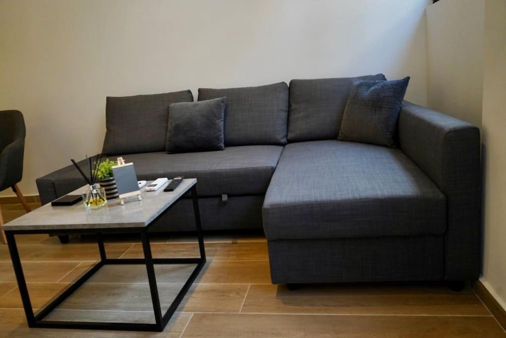 Cosy Loft Apartment พาทรา ภายนอก รูปภาพ