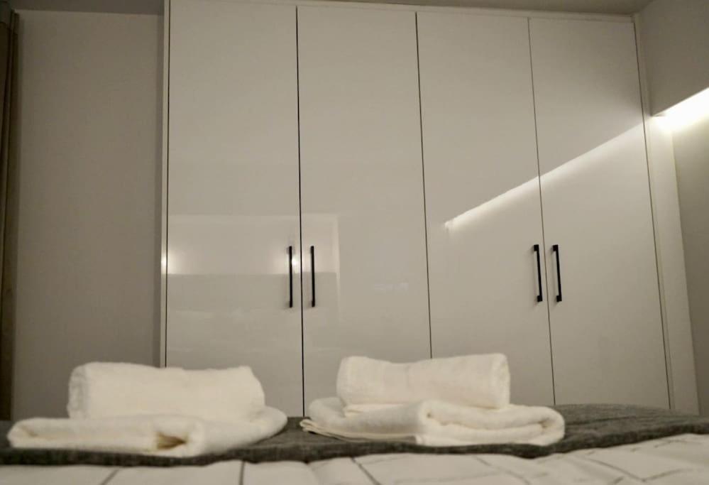 Cosy Loft Apartment พาทรา ภายนอก รูปภาพ