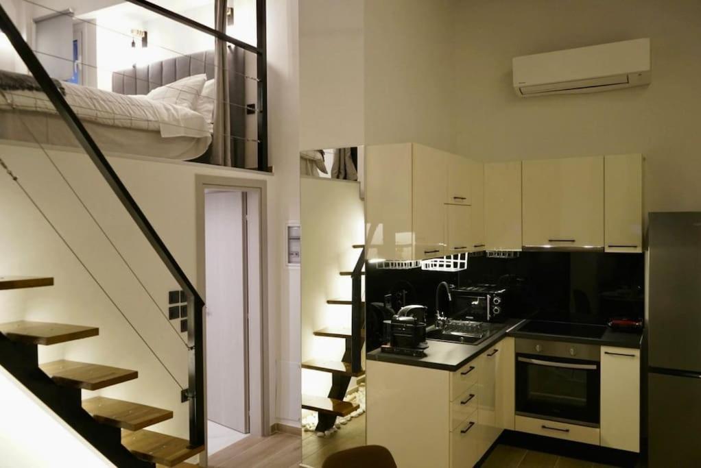 Cosy Loft Apartment พาทรา ภายนอก รูปภาพ